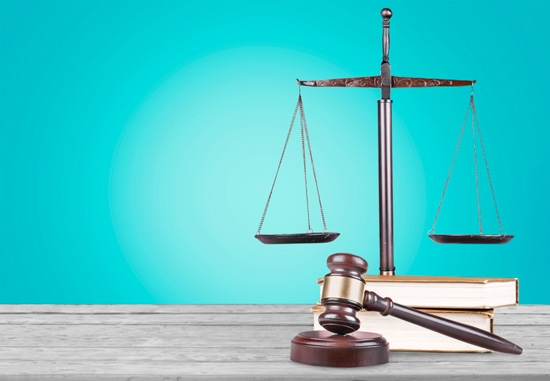 Balance, justice, textes de loi